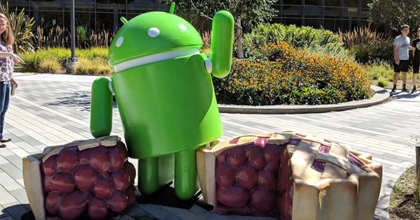 5.Patung android seringkali di jadikan sasaran vandalism | Course-Net October 7, 2022