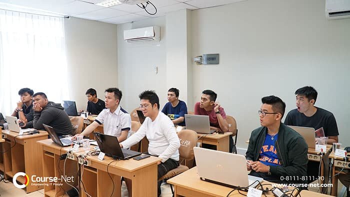 Pelatihan hacker terbaik di indonesia dengan partisipasi bapak kementrian pertahanan Indonesia Jakarta, chfi,komputer forensik