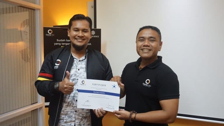 Dwi Herry Jayanto bekerja dibagian Akuntansi Manajemen di LPP TVRI telah mengikuti Coaching Data Science di Course-Net Jakarta dengan Coach kelas dunia.